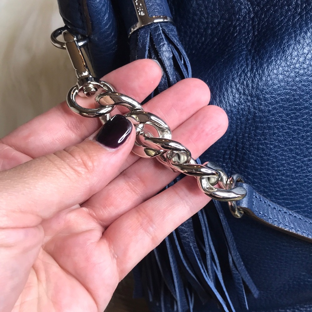 Michael Michael Kors Blue Pebbled Shoulder Bag - Picture 5 of 8
